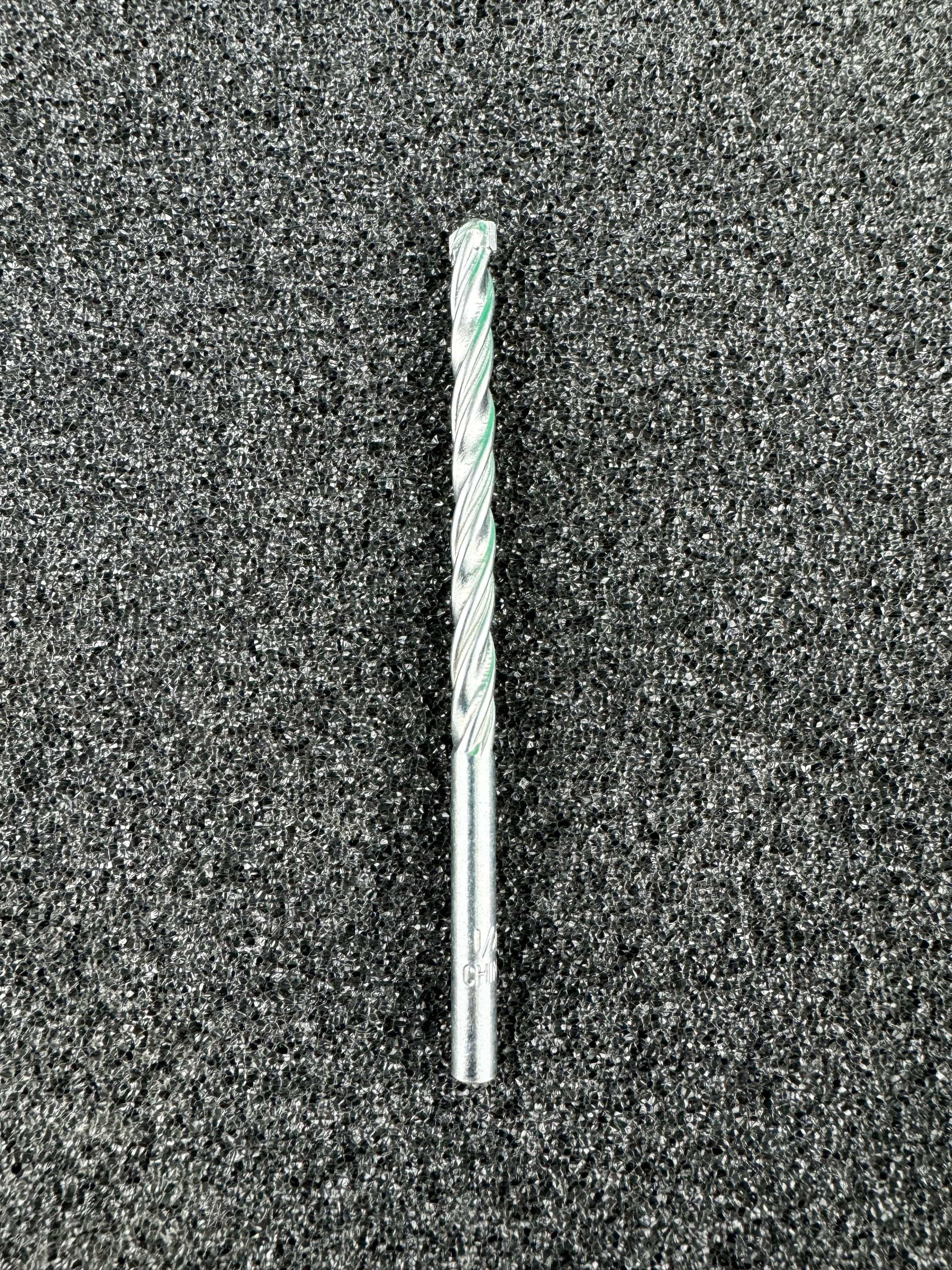 1/2" Clips with Nail in Anchors and 3 complimentary Drill Bits - iqpowertools