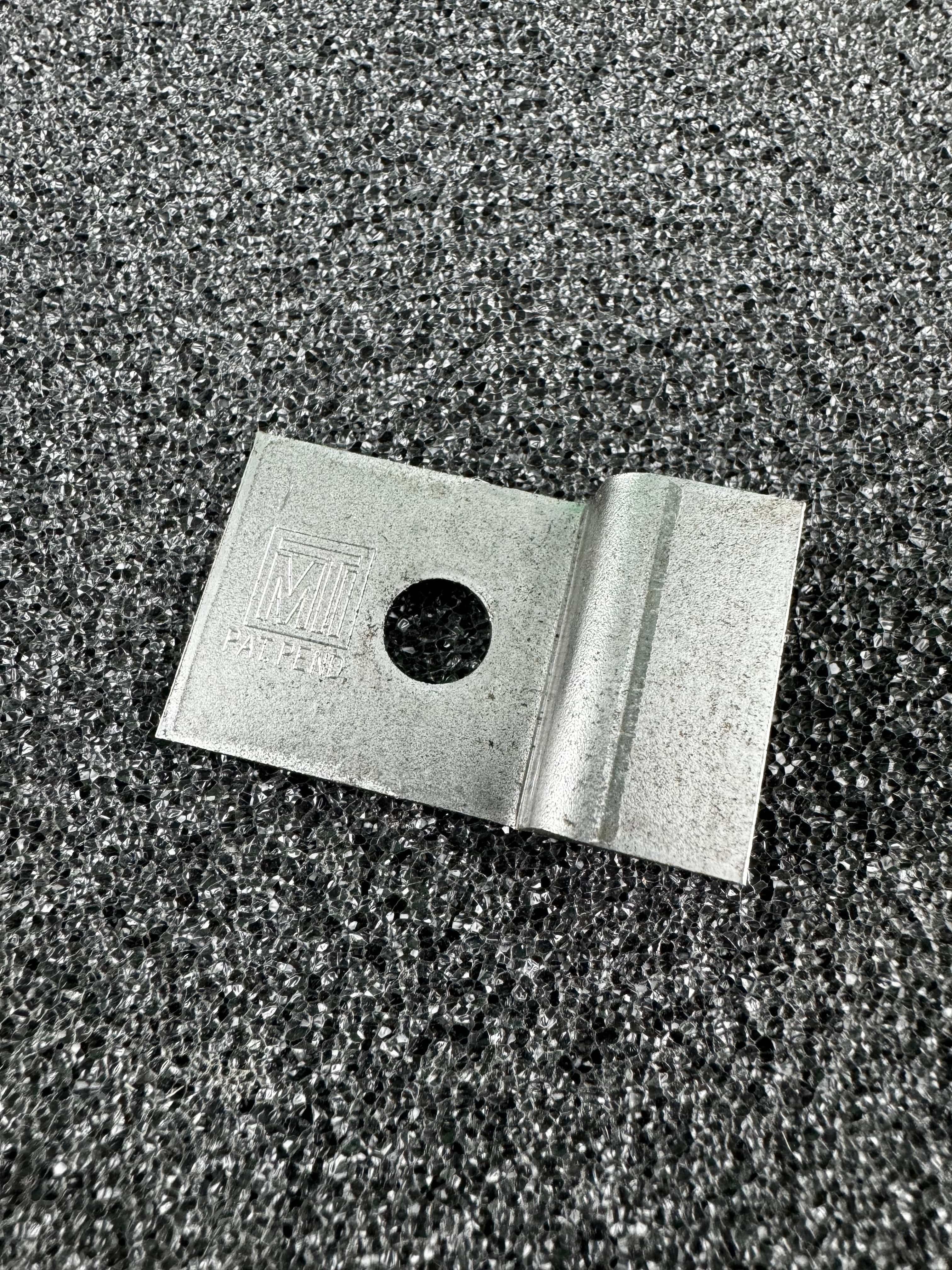 3/4" Clips with Nail in Anchors - iqpowertools