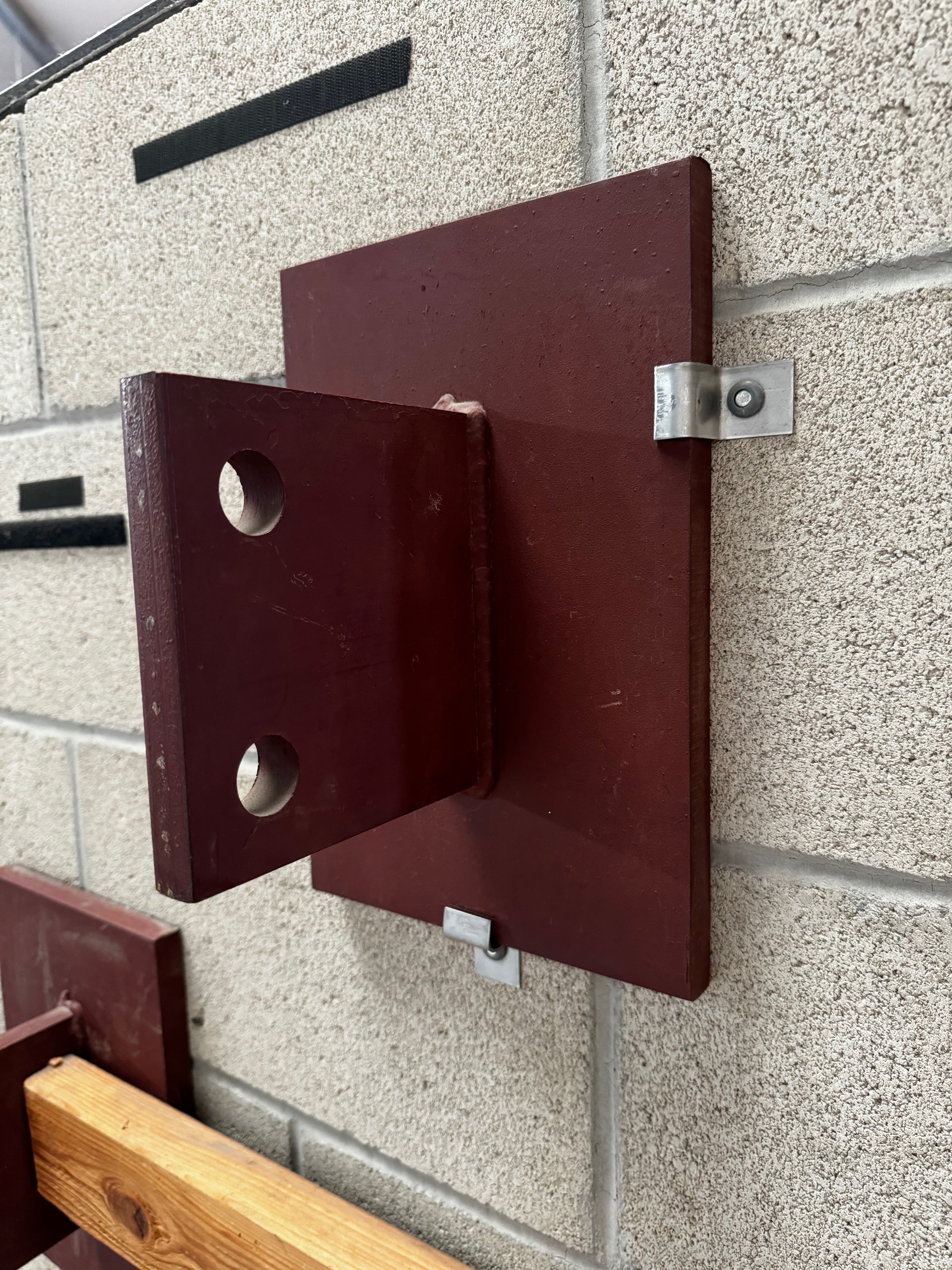 5/8" Clips with Nail in Anchors - 250 / Box - iqpowertools